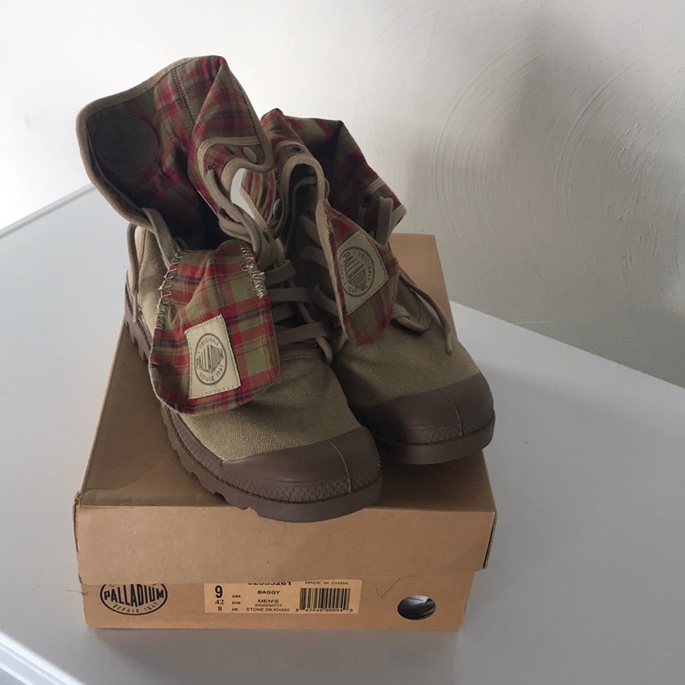 Palladium boots